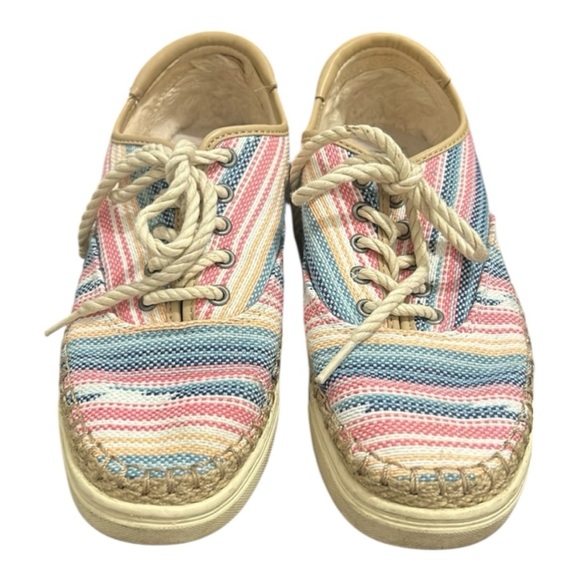 UGG Striped Pastel Knit Espadrille Sneakers Bohemian Lace Up Shoe Women size 7.5 - Picture 1 of 16
